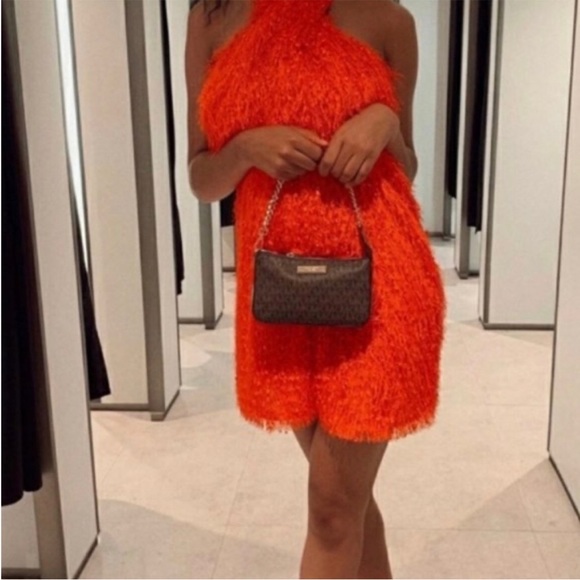 Brand new ZARA Fuzzy *Bloggers Favorite**
Special Edition*** - Picture 10 of 16